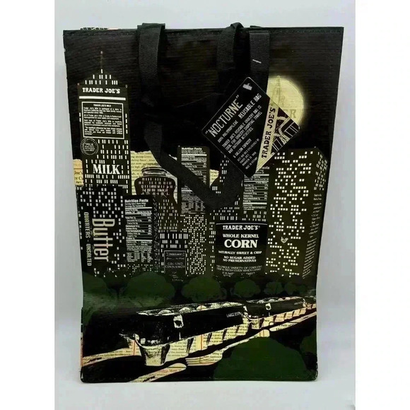 Trader Joe’s Reusable Tote Nocturne Night Cityscape Limited Edition 16.1 x 11.6 - Picture 1 of 5